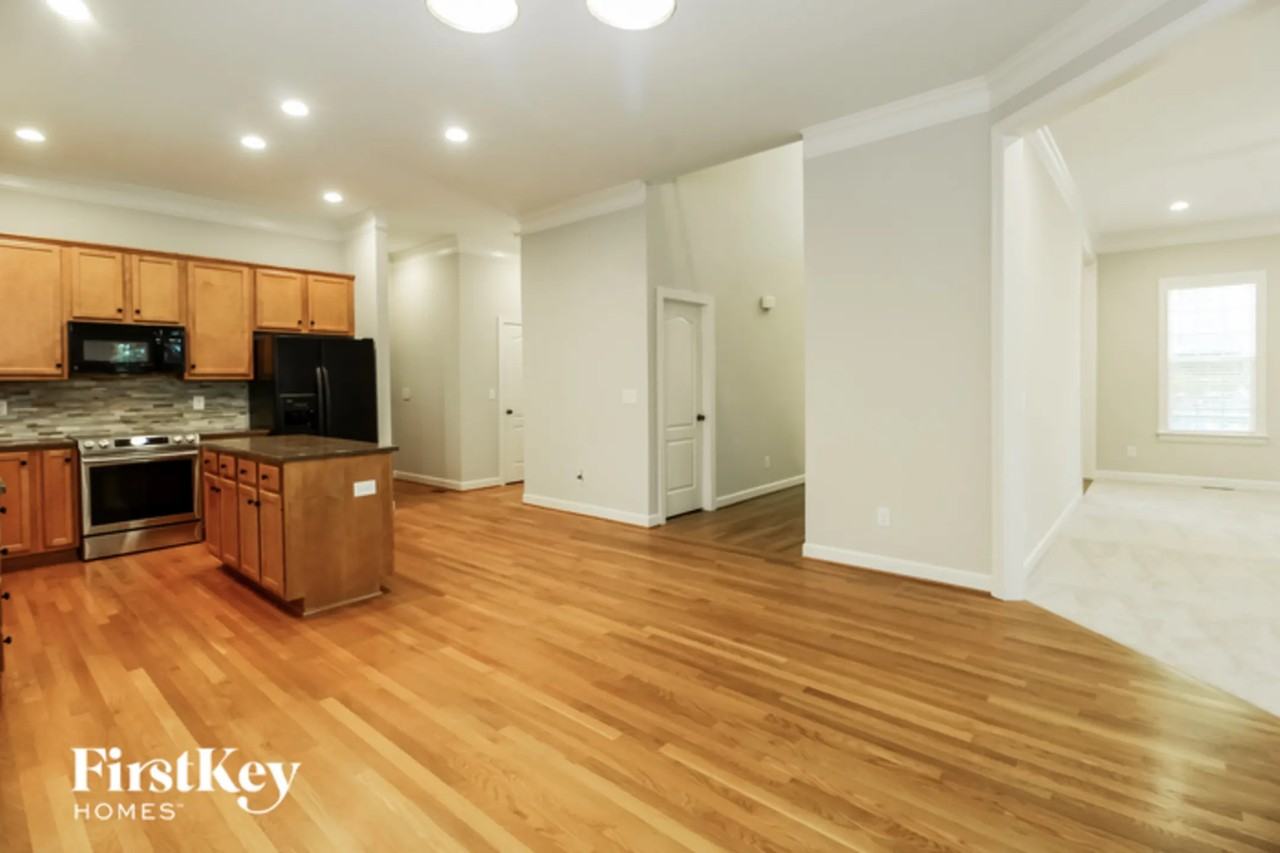 6987 Brandi Wood Cir - Photo 3 of 15