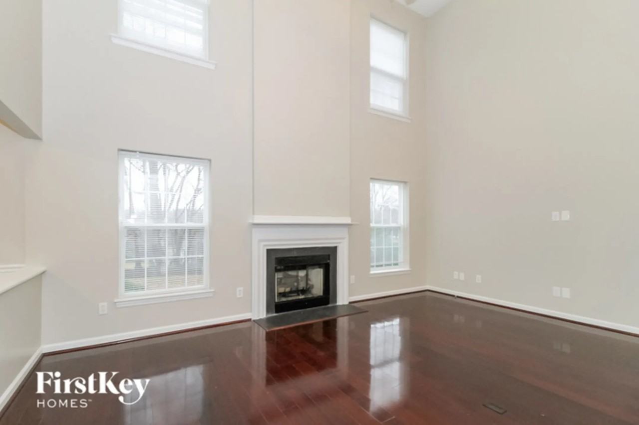 4015 Velinda Dr - Photo 3 of 15