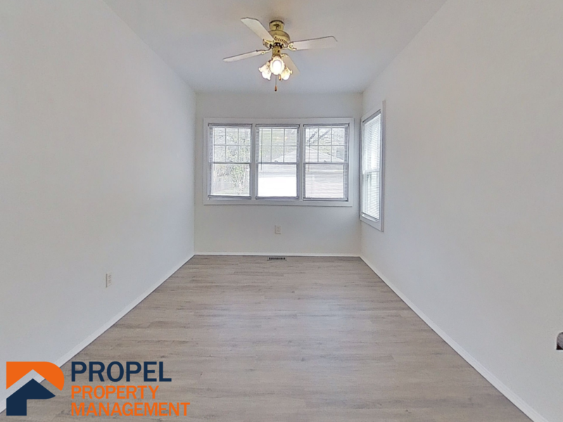18676 Brady - Photo 4 of 12
