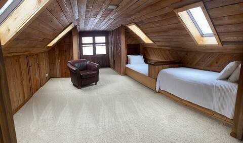 5720 Lake Edge Rd - Photo 2 of 8