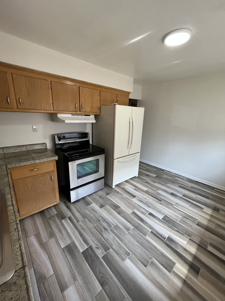 4141 N 84th St #4141 - Photo 3 of 16