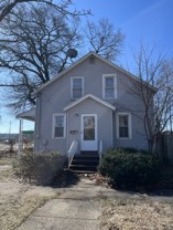 681 W Larch Ave - Photo 1 of 1