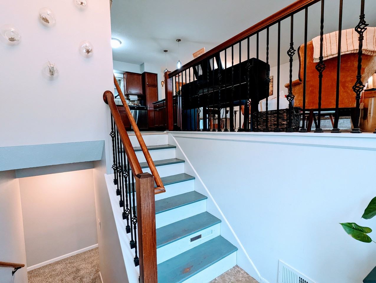 4251 Carlson Lake Ln N - Photo 3 of 23