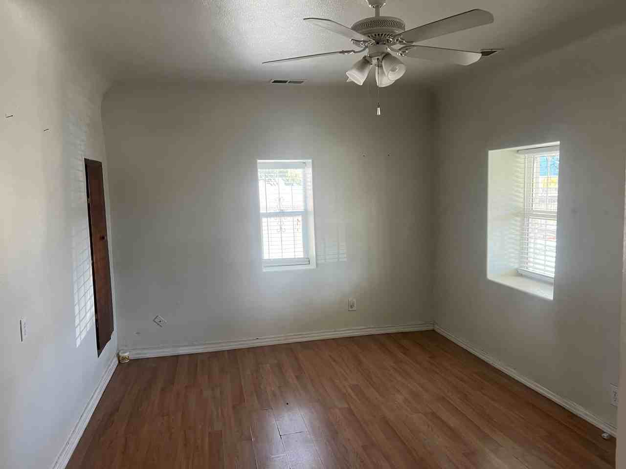 1915 1/2 William St Se - Photo 2 of 15