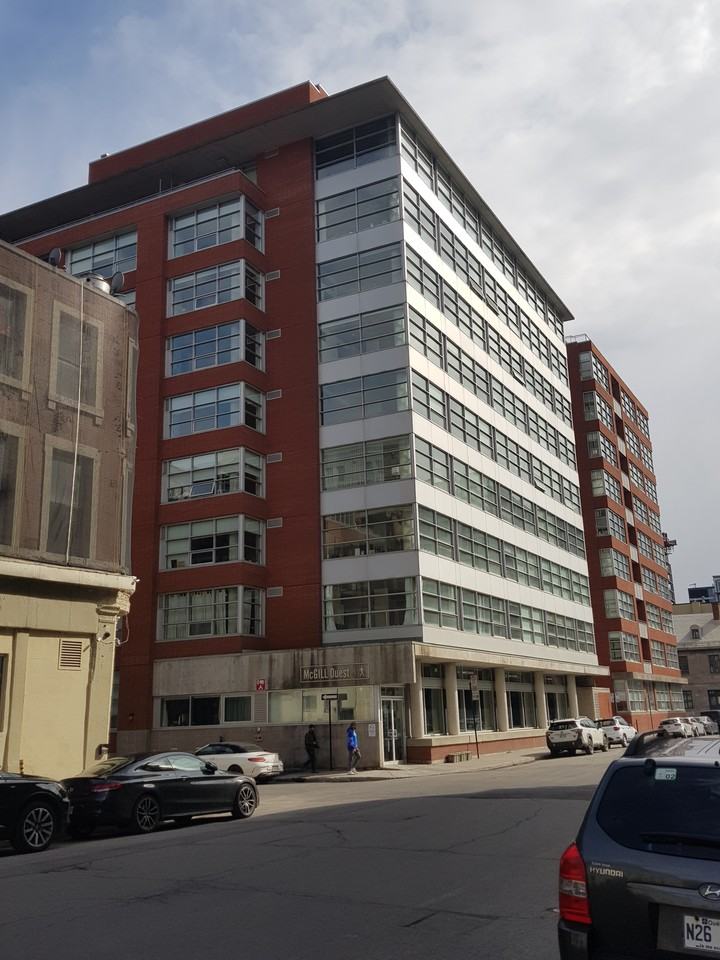 630 Rue William #603