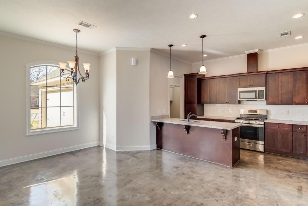 112 Kaden Ln - Photo 3 of 16