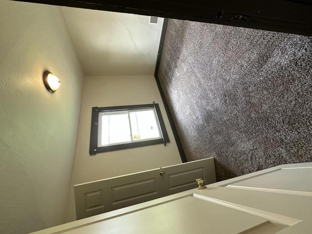1162 Haviland Ave - Photo 3 of 10