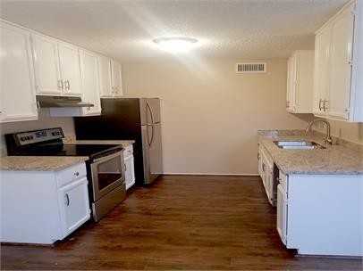 1006 N Houston Ave #4