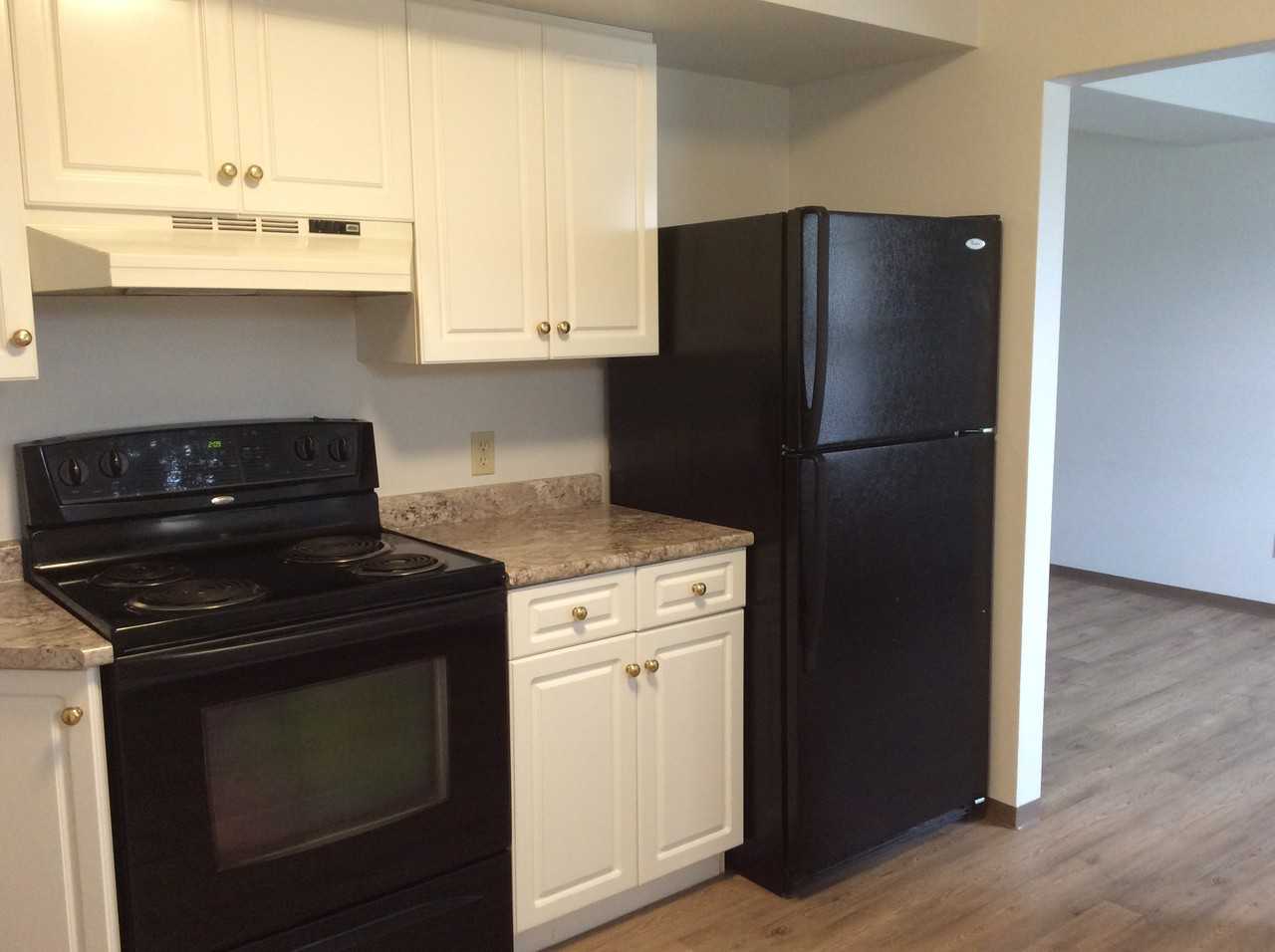 Hazeldean Heights Apartments 9472 65 Ave Nw, Edmonton, AB T6E 0K2