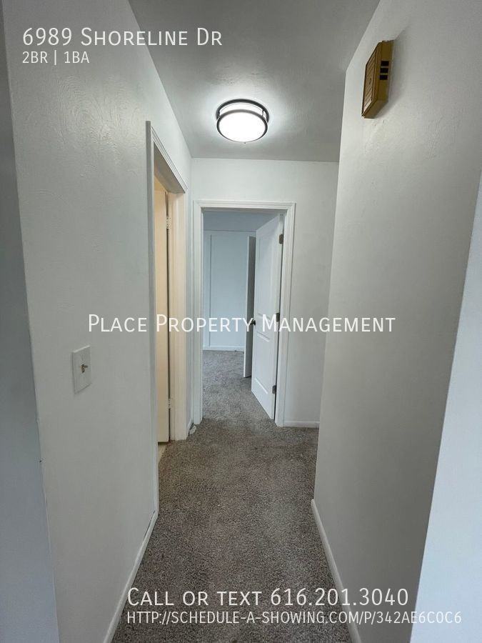 6989 Shoreline Dr - Photo 2 of 8