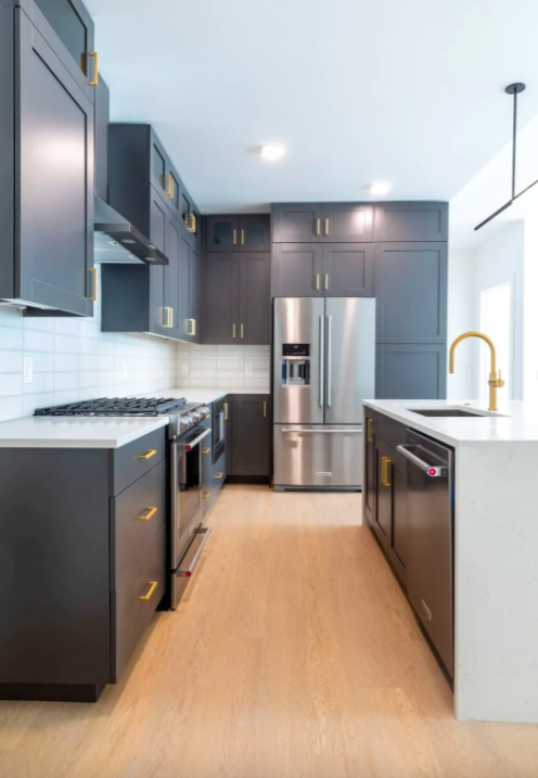 120 Madison Street #213 - Photo 2 of 8