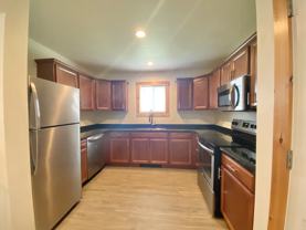 1016 Vine St - Photo 1 of 1