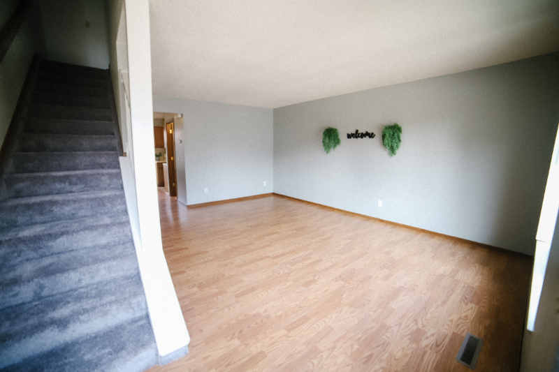 914 Douglas St - Photo 3 of 30