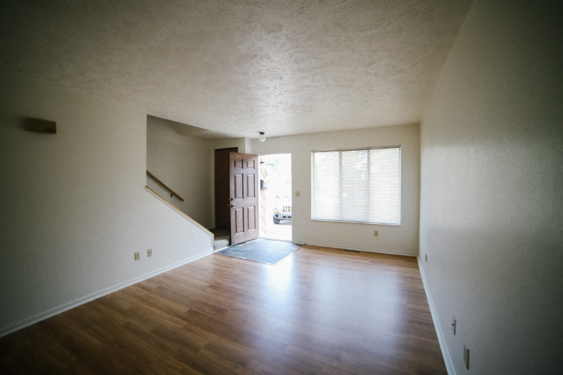 1200 W Campus Dr - Photo 3 of 18