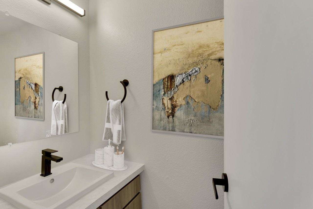 Elowyn - Photo 5 of 24