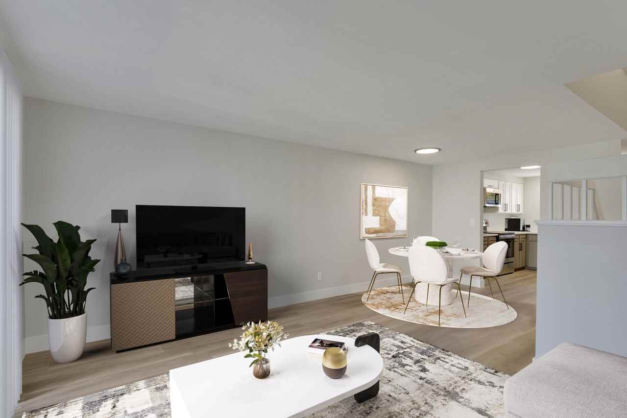 Elowyn - Photo 7 of 24