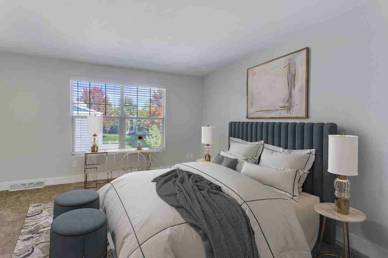 Elowyn - Photo 3 of 24