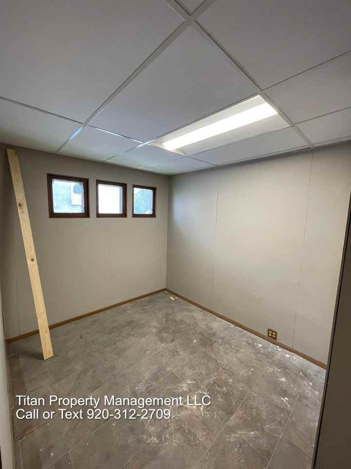 112 Milwaukee St #1 - Photo 6 of 9