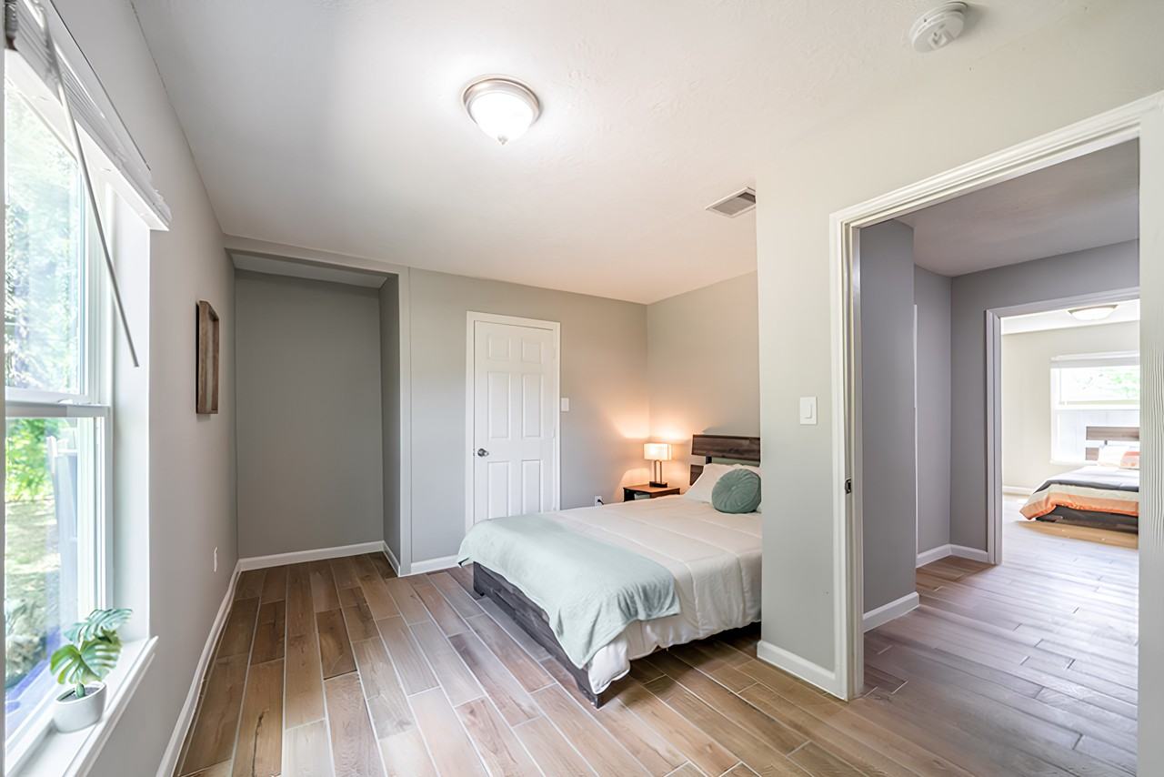 Owens St - Photo 6 of 12