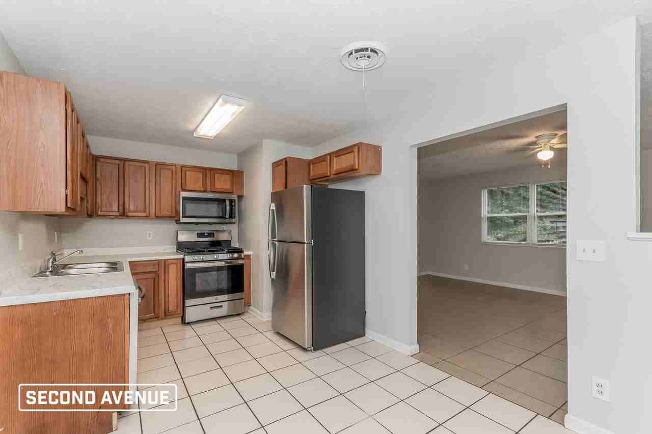 6617 Bo Peep N Dr - Photo 2 of 16