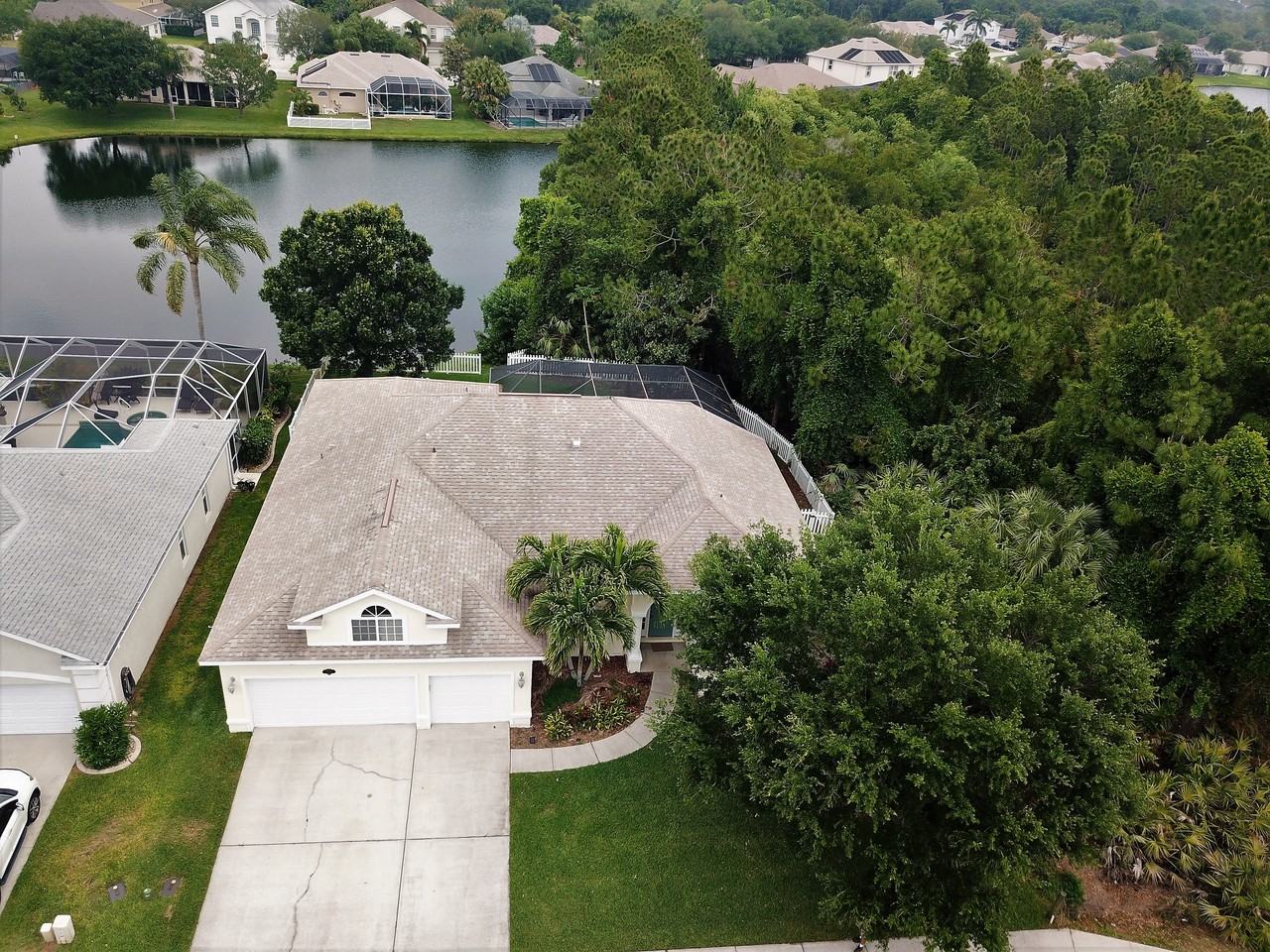 1724 Sumter Ln - Photo 2 of 27