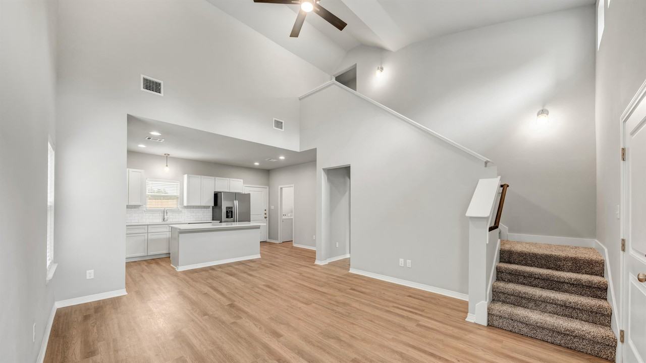 1415 Scott St #1 - Photo 4 of 10