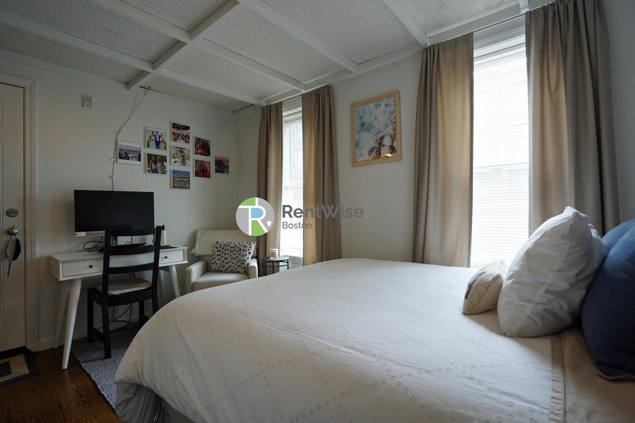 28 L St #1 - Photo 2 of 16