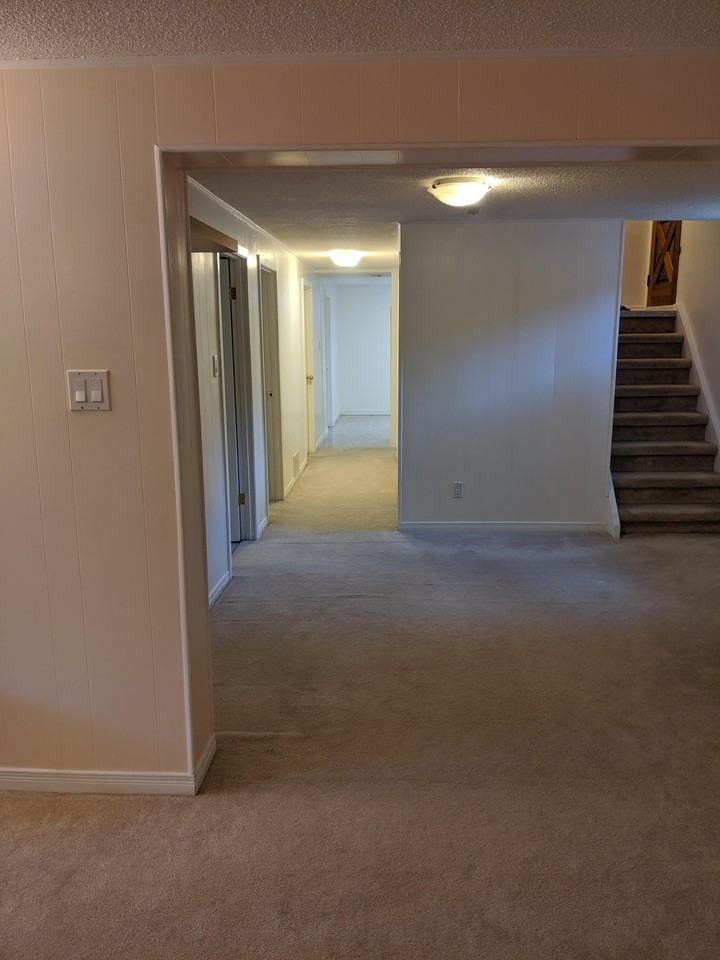 1125 Chada Avenue - Photo 3 of 8