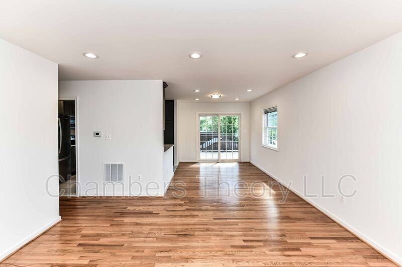 1020 S Hoga Rd - Photo 4 of 31