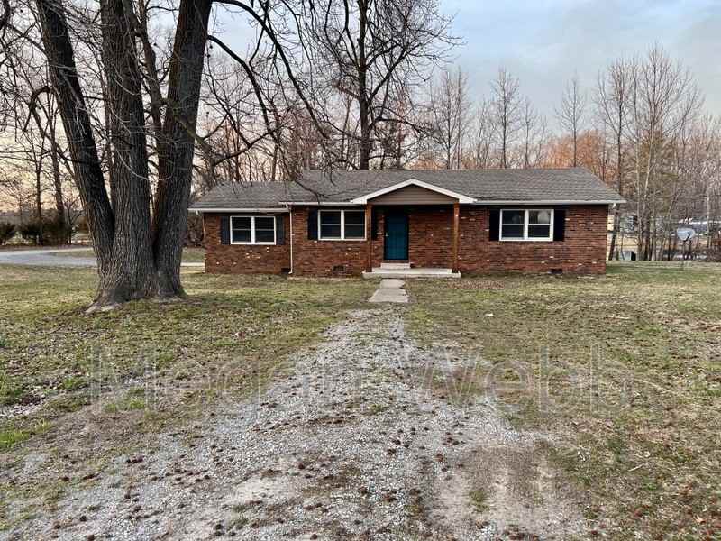 11284 Cedar Grove Rd - Photo 2 of 16