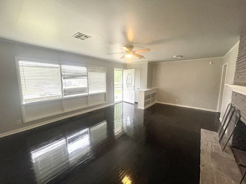 1745 W Haskell Pl - Photo 3 of 11