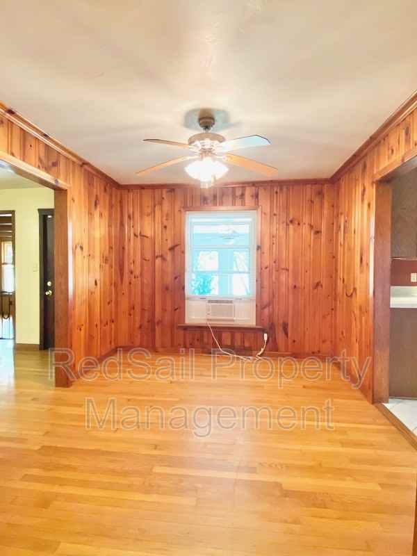 315 Bunting Point Rd - Photo 5 of 21