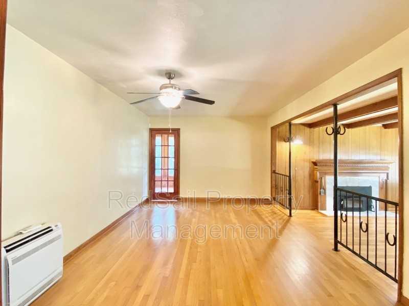 315 Bunting Point Rd - Photo 6 of 21