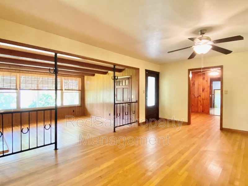 315 Bunting Point Rd - Photo 7 of 21