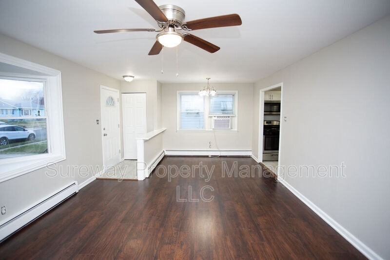 19 Estate Rd - Photo 3 of 42
