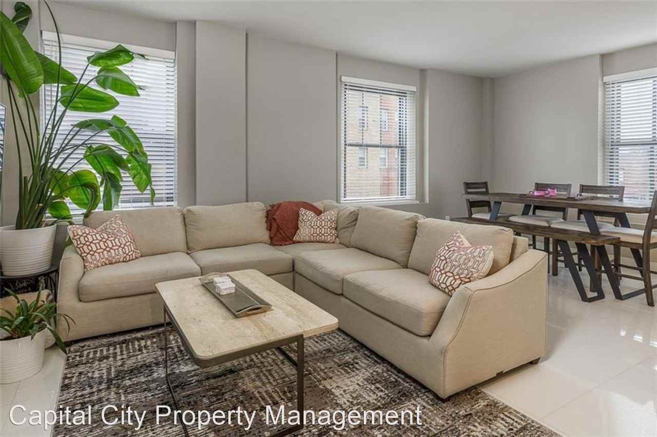 301 301 400 Walnut st - Photo 2 of 13