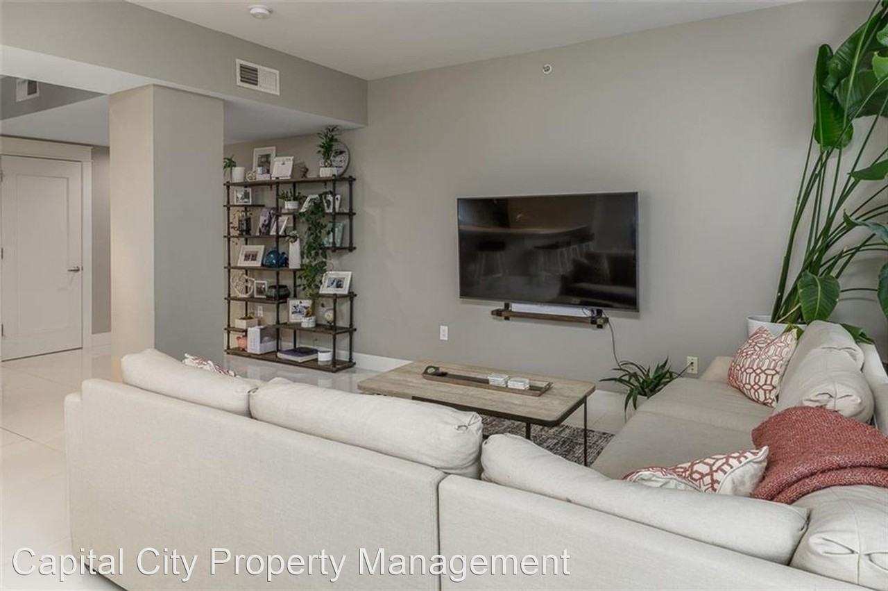 301 301 400 Walnut st - Photo 3 of 13