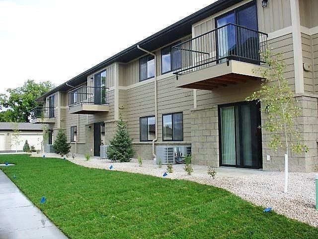 1094 Lincoln Ln #114 - Photo 6 of 6