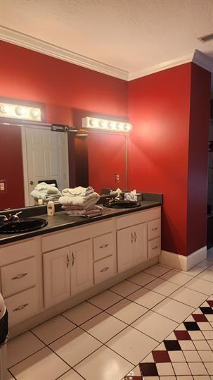 1819 Delano Rd #B - Photo 2 of 13