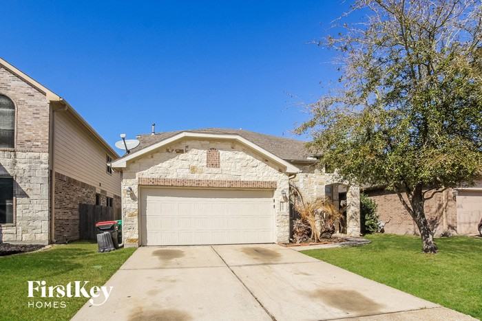 15827 Marble Bluff Ln - Photo 2 of 15