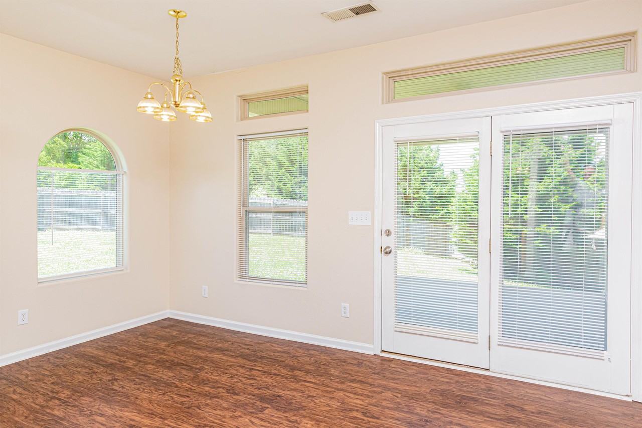 749 Whispering Brook Trce #1 - Photo 5 of 18