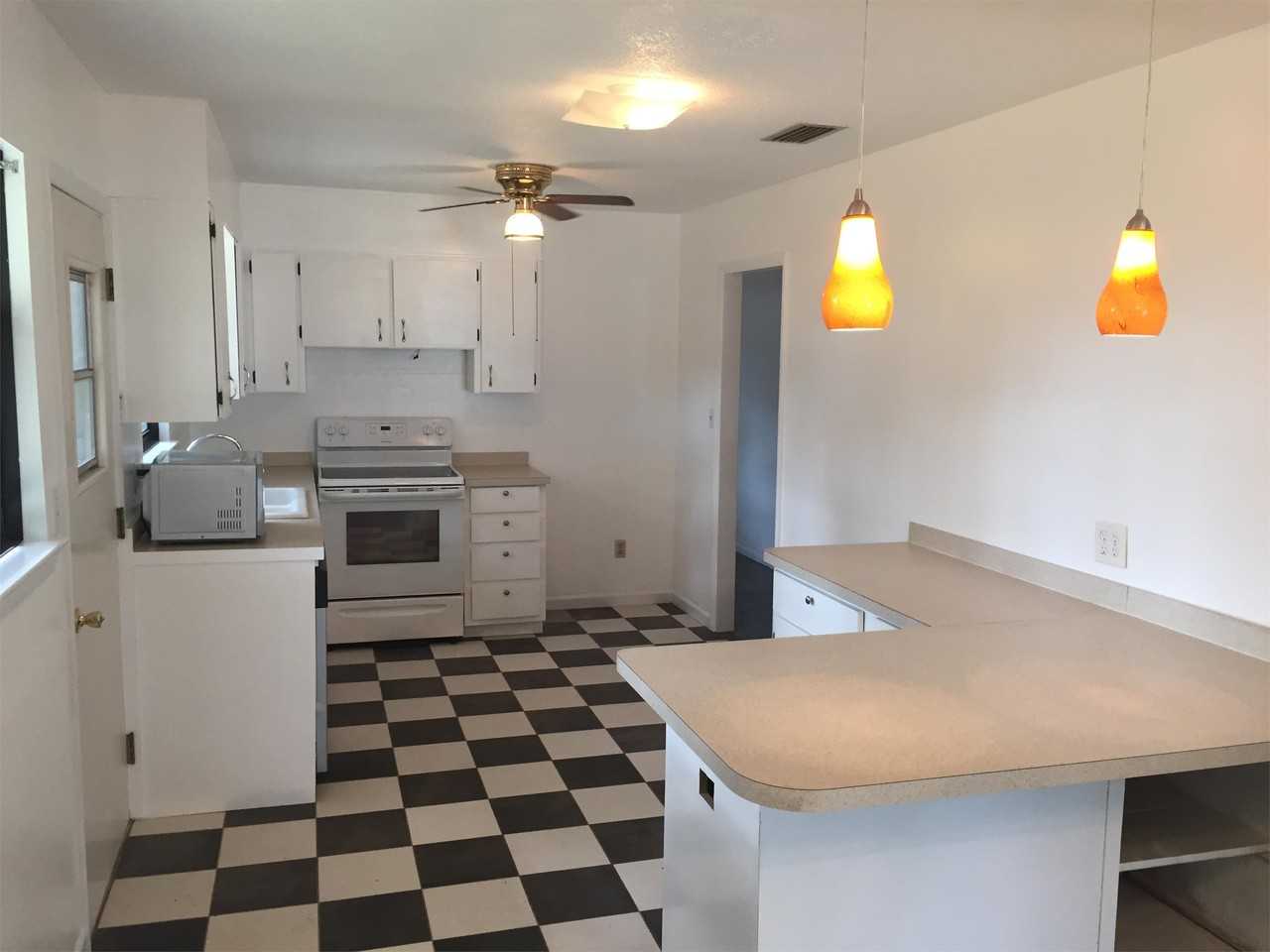 37 Temple Ave Sw #1 - Photo 6 of 26