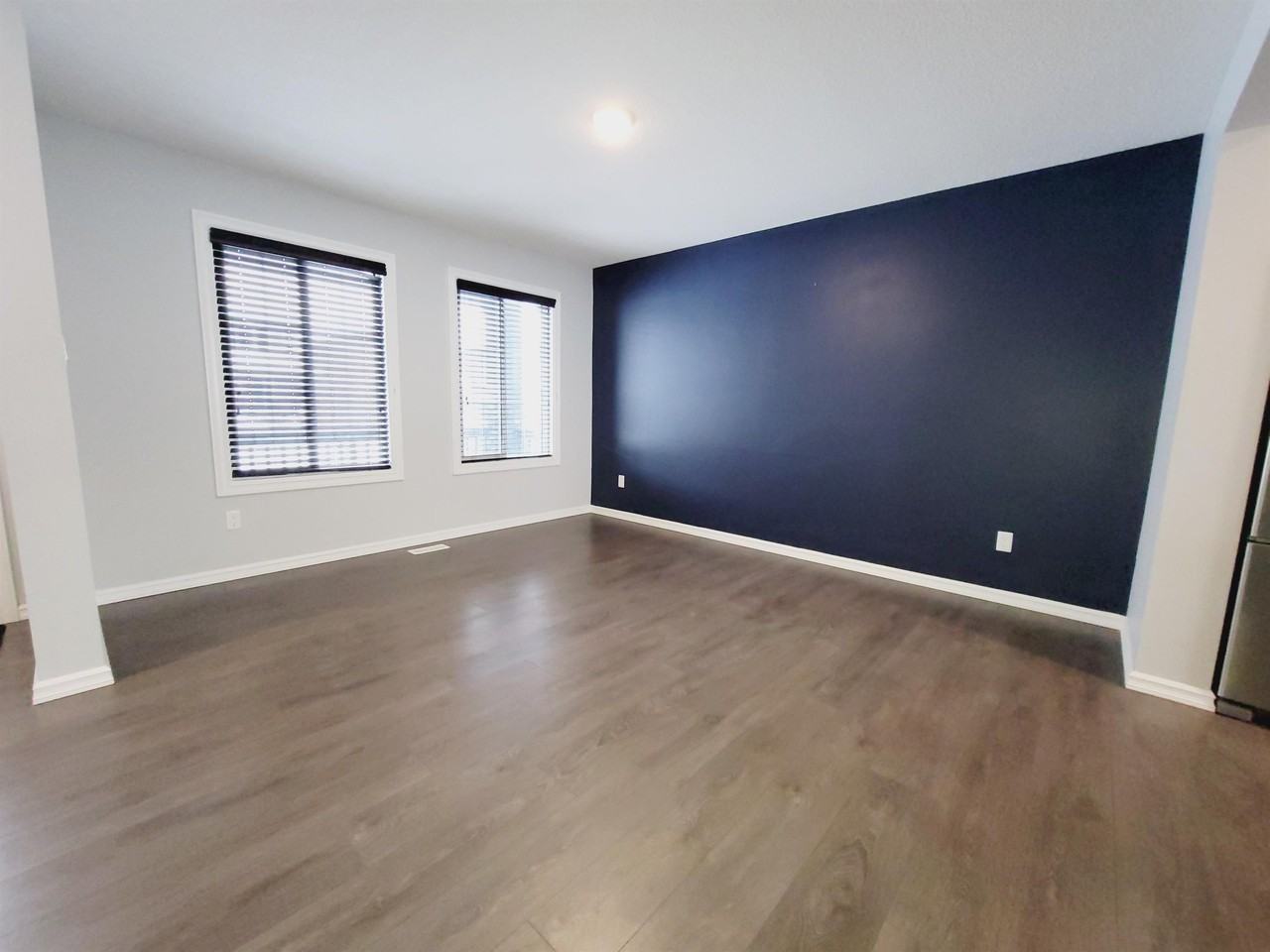 16027 13 Ave Sw #1 - Photo 4 of 19