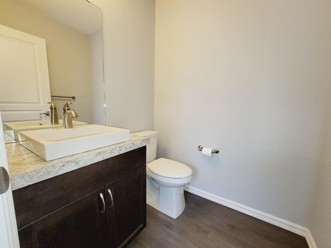 16027 13 Ave Sw #1 - Photo 7 of 19