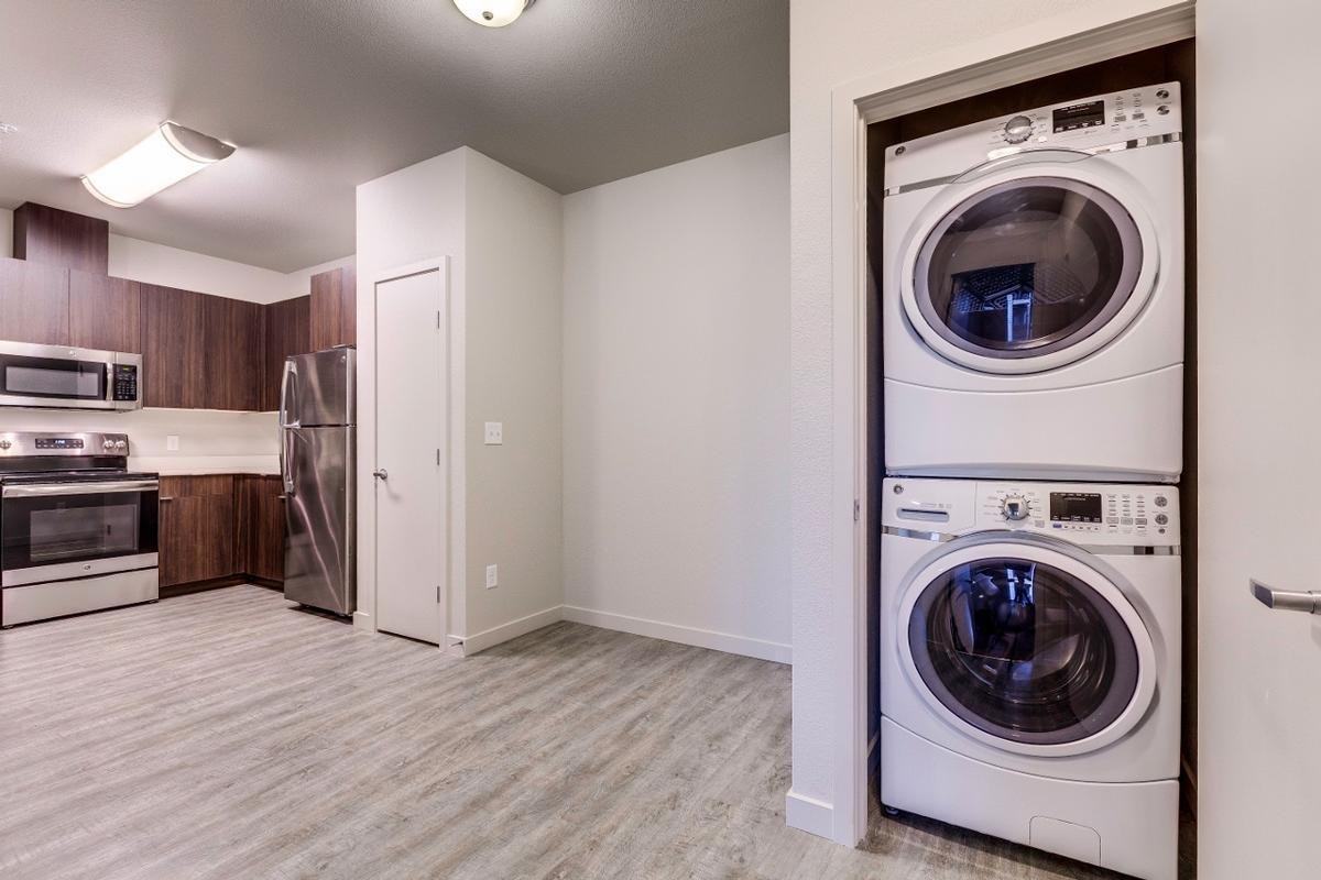 11803 Ne 124th Ave - Photo 3 of 8