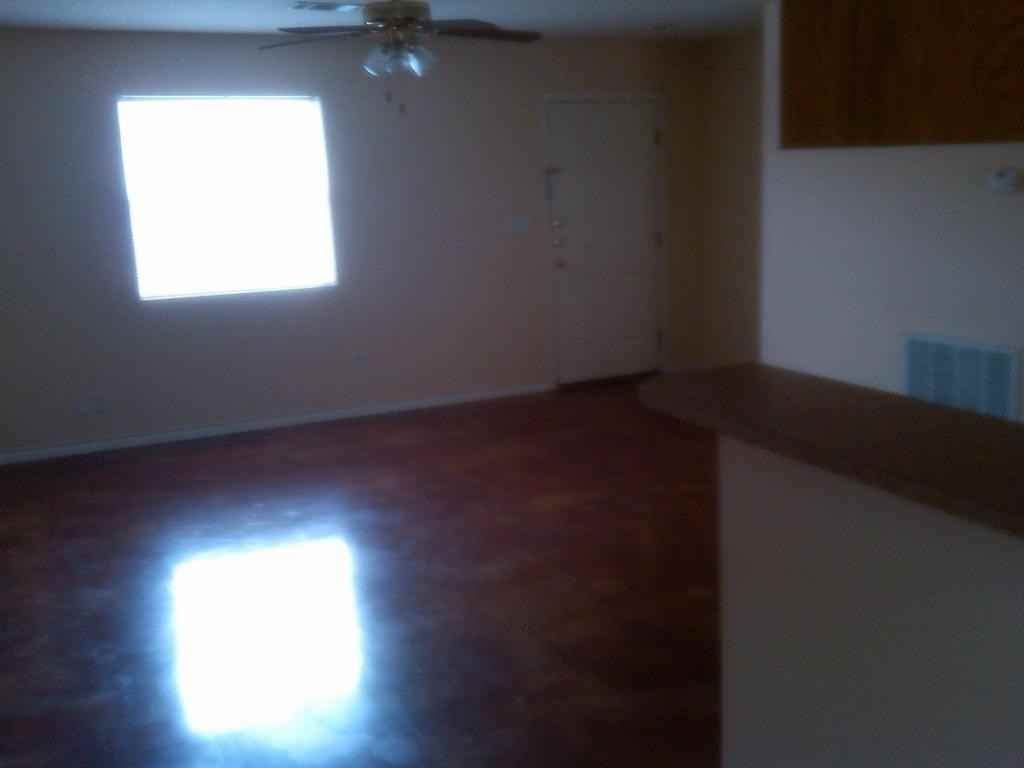 2223 Ridgeview - Photo 2 of 10