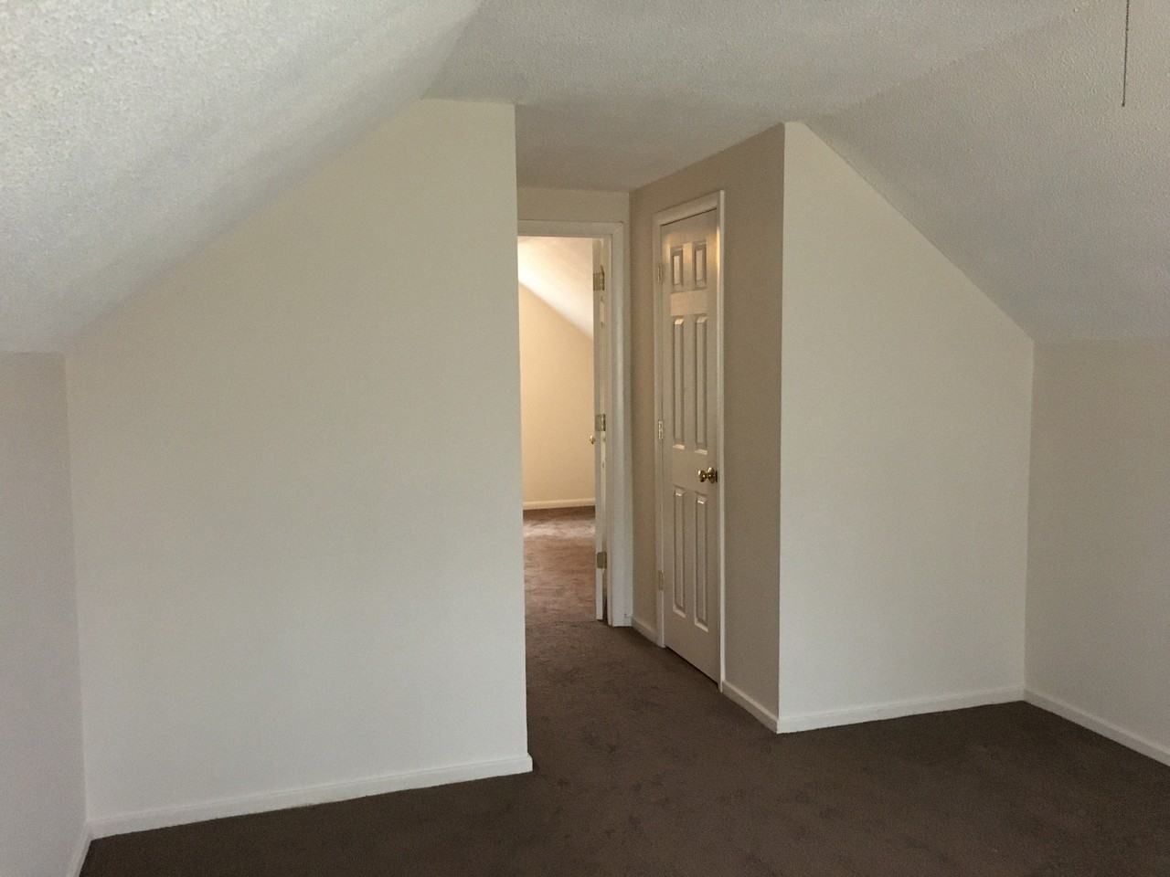 4894 Dimson Dr S - Photo 3 of 8