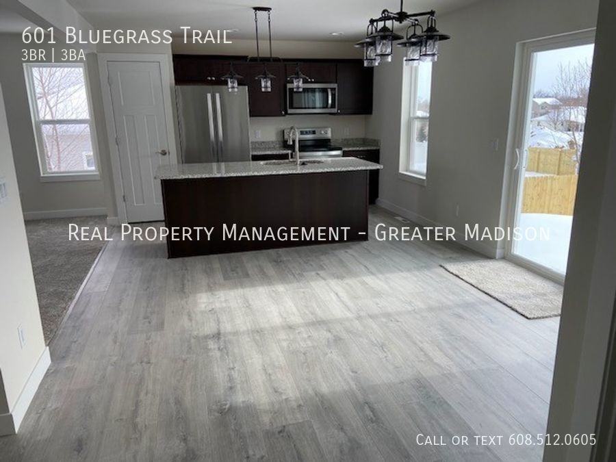 601 Bluegrass Trl - Photo 3 of 17