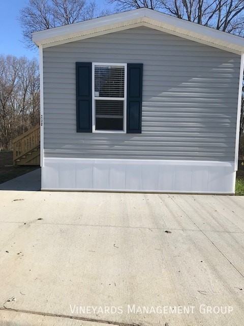 250 250 Sullivan Park S #250 - Photo 3 of 5