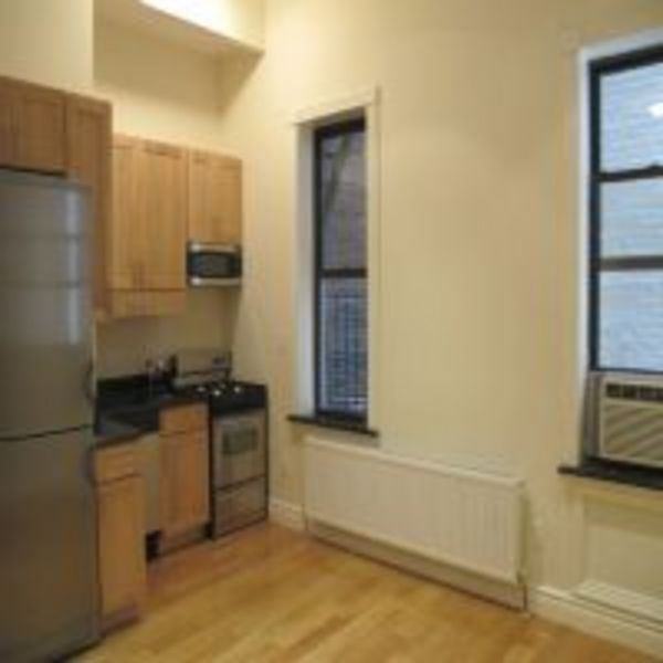 5TH Crest Ave - Photo 2 of 4